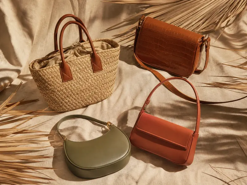 Tendances 2026 : sacs Misako en raphia, faux croco et tons terre